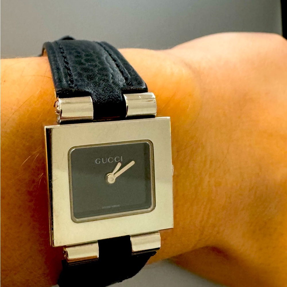 Authentic rare Gucci Damen 600l quartz ladies watch